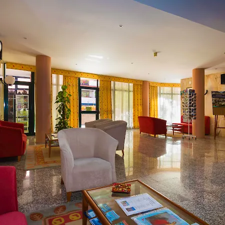 アパートホテル インペラティツ