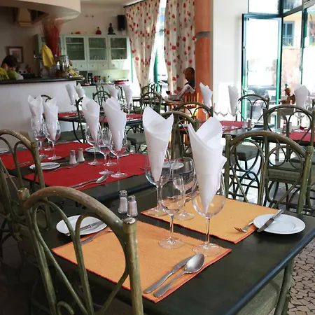 アパートホテル アパートホテル インペラティツ