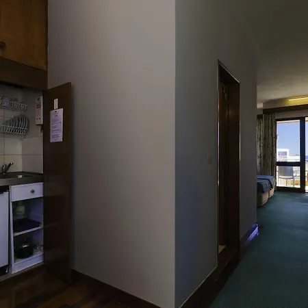 アパートホテル インペラティツ