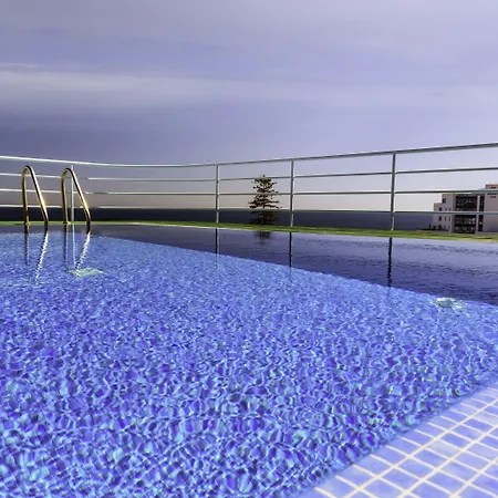 アパートホテル アパートホテル インペラティツ 3*