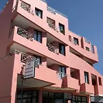 Ξενοδοχείο με διαμερίσματα Imperatriz Φουνκάλ