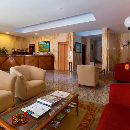 Imperatriz Aparthotel 3*