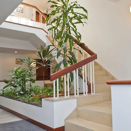 公寓式酒店 皇后公寓酒店 3*