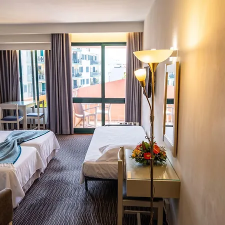 Aparthotel Imperatriz 3*