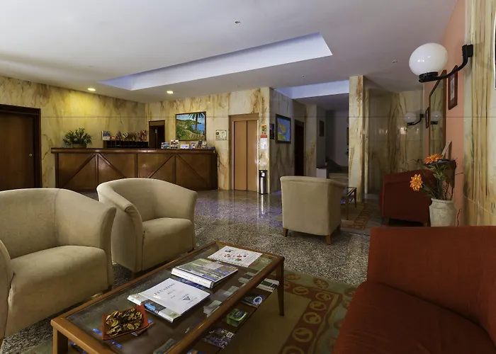 Imperatriz 3* Фуншал